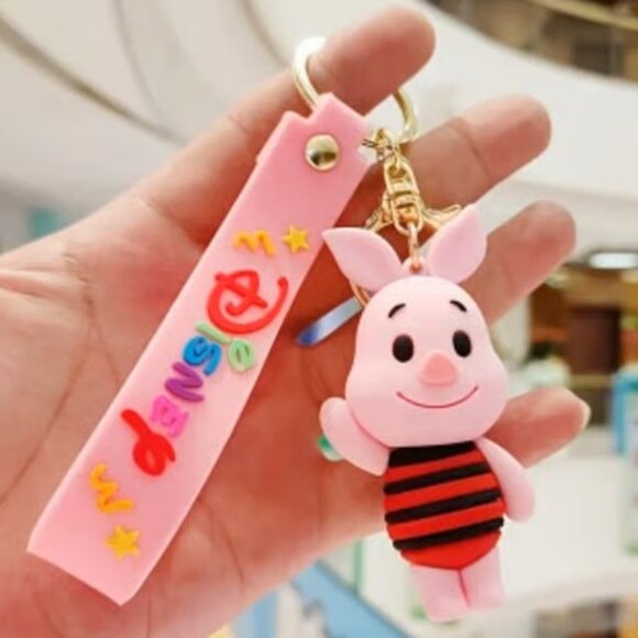Disney Piglet Keychain - Picture 1 of 2